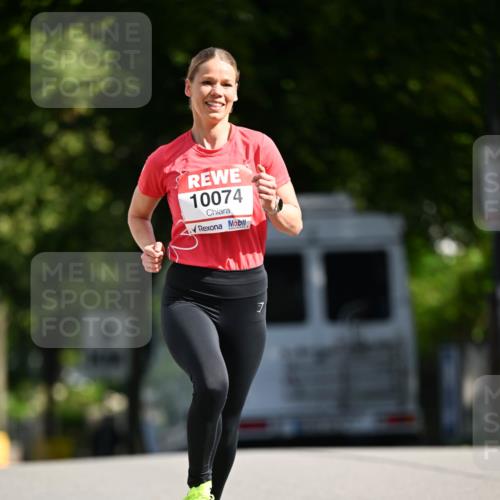 08.06.2024 - REWE Women's Run Dr. Thomas Lammeyer http://msf.ph/oto/6246829 09.06.2024 09:32:51 Laufen 10074 meine-sportfotos.de