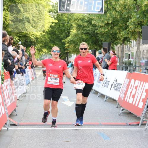 08.06.2024 - REWE Women's Run Strokosch-Dieckow http://msf.ph/oto/6246848 09.06.2024 10:00:45 Ziel 10009, 10089, 10357, 10527, 10730 meine-sportfotos.de