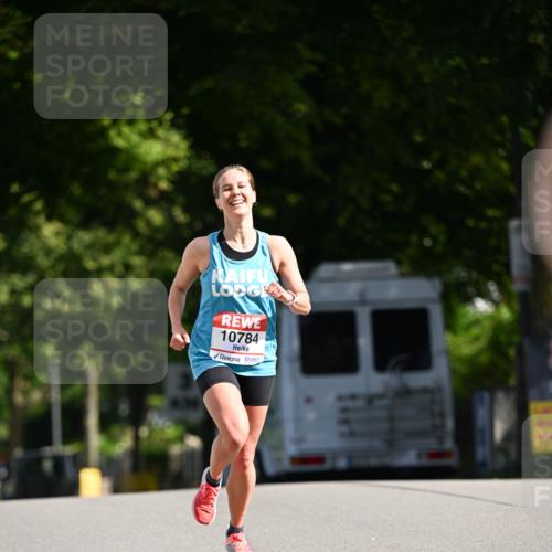 08.06.2024 - REWE Women's Run Dr. Thomas Lammeyer http://msf.ph/oto/6246879 09.06.2024 09:33:00 Laufen 10784 meine-sportfotos.de