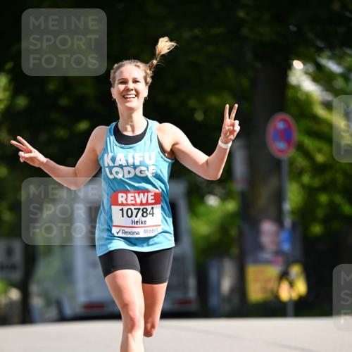 08.06.2024 - REWE Women's Run Dr. Thomas Lammeyer http://msf.ph/oto/6246889 09.06.2024 09:33:01 Laufen 10784 meine-sportfotos.de