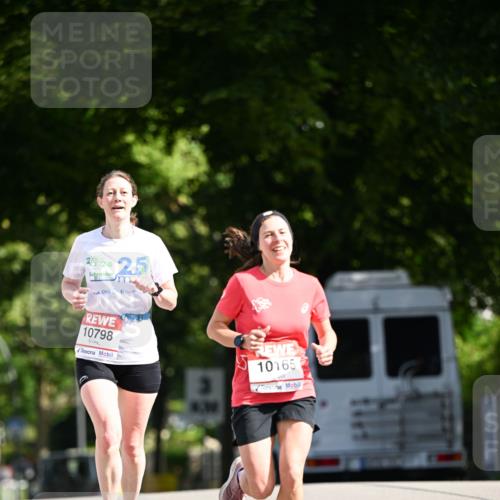 08.06.2024 - REWE Women's Run Dr. Thomas Lammeyer http://msf.ph/oto/6246905 09.06.2024 09:33:06 Laufen 25, 224, 2, 10798, 10165 meine-sportfotos.de