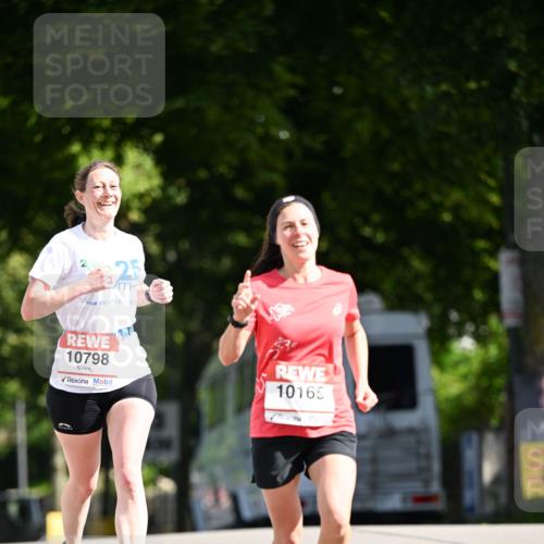 08.06.2024 - REWE Women's Run Dr. Thomas Lammeyer http://msf.ph/oto/6246909 09.06.2024 09:33:07 Laufen 25, 10798, 10165 meine-sportfotos.de