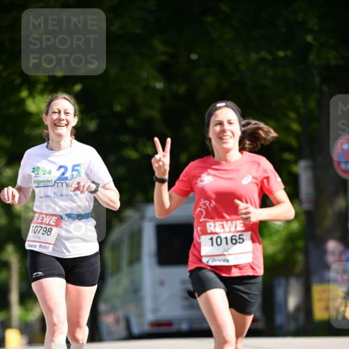 08.06.2024 - REWE Women's Run Dr. Thomas Lammeyer http://msf.ph/oto/6246914 09.06.2024 09:33:07 Laufen 25, 224, 10798, 10165 meine-sportfotos.de