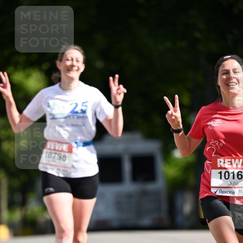 08.06.2024 - REWE Women's Run Dr. Thomas Lammeyer http://msf.ph/oto/6246920 09.06.2024 09:33:08 Laufen 10798, 25, 1016 meine-sportfotos.de