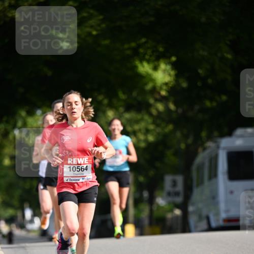 08.06.2024 - REWE Women's Run Dr. Thomas Lammeyer http://msf.ph/oto/6246950 09.06.2024 09:33:27 Laufen 10564 meine-sportfotos.de