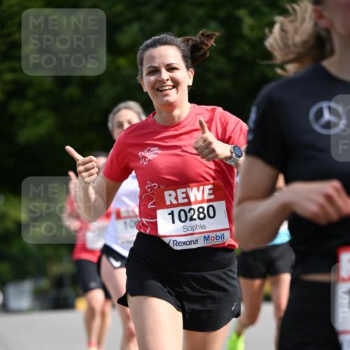 08.06.2024 - REWE Women's Run Dr. Thomas Lammeyer http://msf.ph/oto/6246980 09.06.2024 09:33:30 Laufen 10, 10280 meine-sportfotos.de