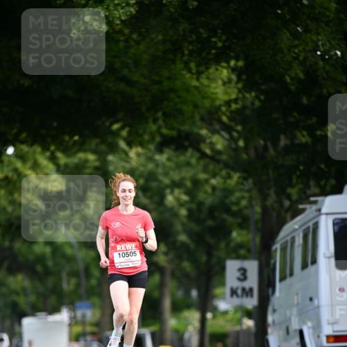 08.06.2024 - REWE Women's Run Dr. Thomas Lammeyer http://msf.ph/oto/6247040 09.06.2024 09:34:30 Laufen 10505, 3 meine-sportfotos.de