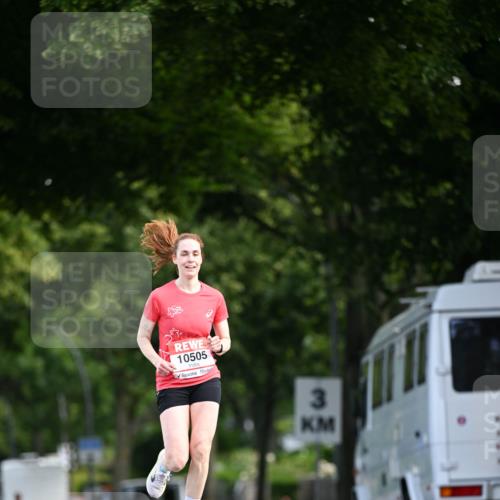 08.06.2024 - REWE Women's Run Dr. Thomas Lammeyer http://msf.ph/oto/6247045 09.06.2024 09:34:31 Laufen 10505, 3 meine-sportfotos.de