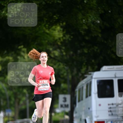 08.06.2024 - REWE Women's Run Dr. Thomas Lammeyer http://msf.ph/oto/6247050 09.06.2024 09:34:32 Laufen 0505 meine-sportfotos.de