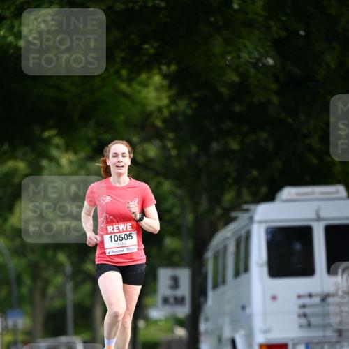 08.06.2024 - REWE Women's Run Dr. Thomas Lammeyer http://msf.ph/oto/6247051 09.06.2024 09:34:32 Laufen 10505 meine-sportfotos.de