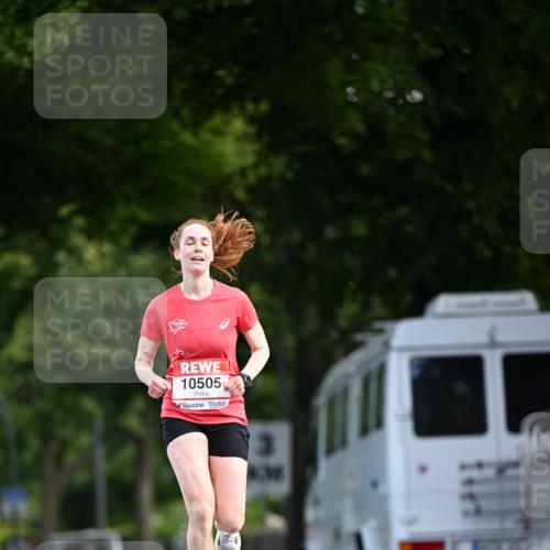 08.06.2024 - REWE Women's Run Dr. Thomas Lammeyer http://msf.ph/oto/6247053 09.06.2024 09:34:32 Laufen 10505 meine-sportfotos.de