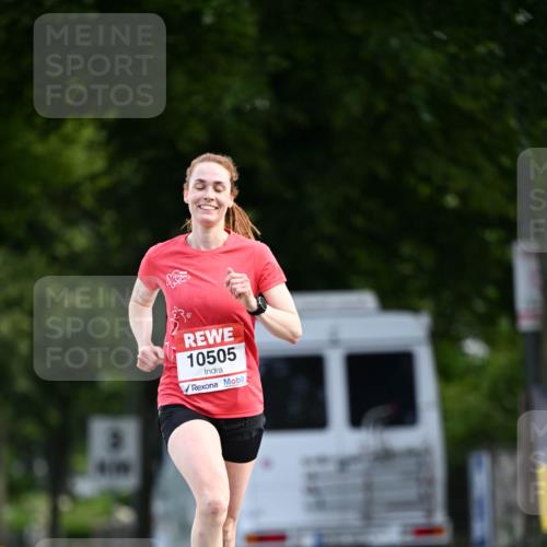 08.06.2024 - REWE Women's Run Dr. Thomas Lammeyer http://msf.ph/oto/6247058 09.06.2024 09:34:33 Laufen 10505 meine-sportfotos.de
