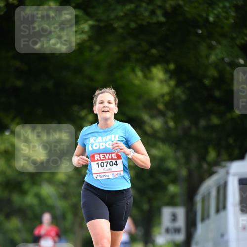 08.06.2024 - REWE Women's Run Dr. Thomas Lammeyer http://msf.ph/oto/6247068 09.06.2024 09:34:45 Laufen 10704, 3 meine-sportfotos.de