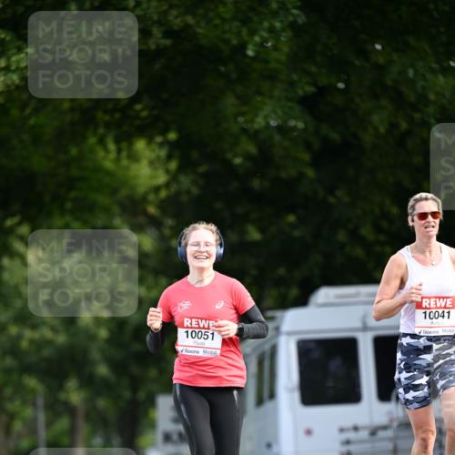 08.06.2024 - REWE Women's Run Dr. Thomas Lammeyer http://msf.ph/oto/6247084 09.06.2024 09:34:51 Laufen 10051, 10041 meine-sportfotos.de