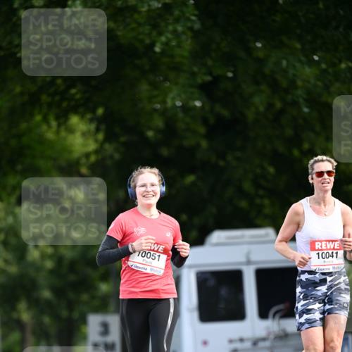 08.06.2024 - REWE Women's Run Dr. Thomas Lammeyer http://msf.ph/oto/6247086 09.06.2024 09:34:51 Laufen 10051, 10041 meine-sportfotos.de