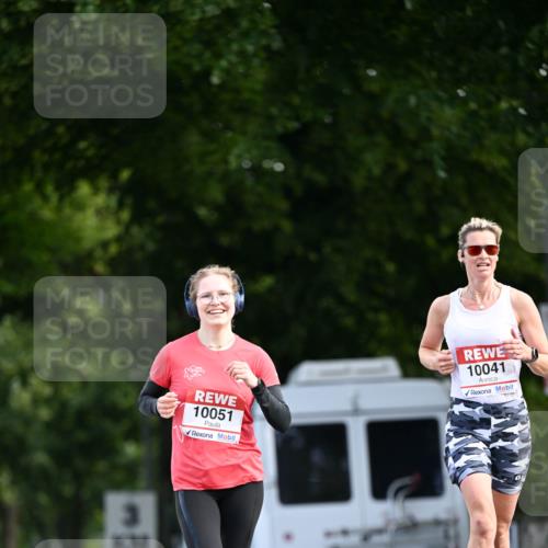 08.06.2024 - REWE Women's Run Dr. Thomas Lammeyer http://msf.ph/oto/6247087 09.06.2024 09:34:51 Laufen 10051, 10041 meine-sportfotos.de
