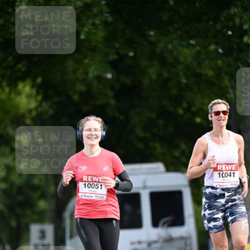 08.06.2024 - REWE Women's Run Dr. Thomas Lammeyer http://msf.ph/oto/6247089 09.06.2024 09:34:52 Laufen 10051, 10041 meine-sportfotos.de