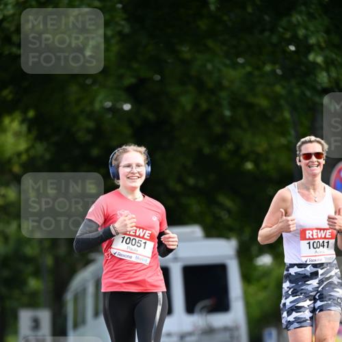 08.06.2024 - REWE Women's Run Dr. Thomas Lammeyer http://msf.ph/oto/6247091 09.06.2024 09:34:52 Laufen 10051, 10041 meine-sportfotos.de
