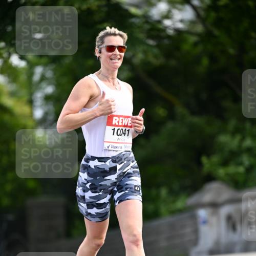 08.06.2024 - REWE Women's Run Dr. Thomas Lammeyer http://msf.ph/oto/6247098 09.06.2024 09:34:53 Laufen 1, 041 meine-sportfotos.de