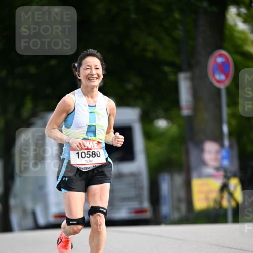 08.06.2024 - REWE Women's Run Dr. Thomas Lammeyer http://msf.ph/oto/6247119 09.06.2024 09:34:59 Laufen 10580 meine-sportfotos.de