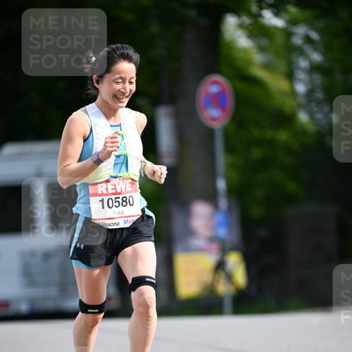 08.06.2024 - REWE Women's Run Dr. Thomas Lammeyer http://msf.ph/oto/6247122 09.06.2024 09:34:59 Laufen 10580 meine-sportfotos.de