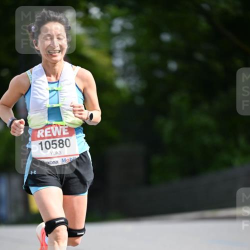 08.06.2024 - REWE Women's Run Dr. Thomas Lammeyer http://msf.ph/oto/6247125 09.06.2024 09:34:59 Laufen 8, 10580 meine-sportfotos.de