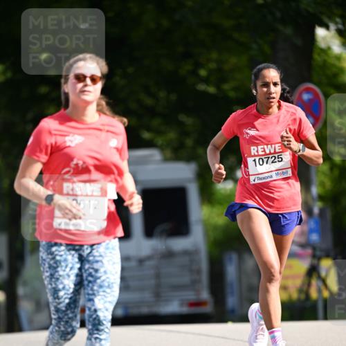 08.06.2024 - REWE Women's Run Dr. Thomas Lammeyer http://msf.ph/oto/6247158 09.06.2024 09:35:12 Laufen 2, 10725 meine-sportfotos.de