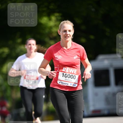 08.06.2024 - REWE Women's Run Dr. Thomas Lammeyer http://msf.ph/oto/6247210 09.06.2024 09:35:34 Laufen 10000 meine-sportfotos.de