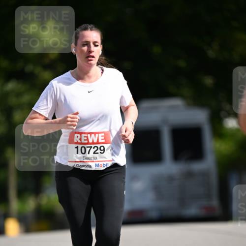 08.06.2024 - REWE Women's Run Dr. Thomas Lammeyer http://msf.ph/oto/6247218 09.06.2024 09:35:36 Laufen 10729 meine-sportfotos.de