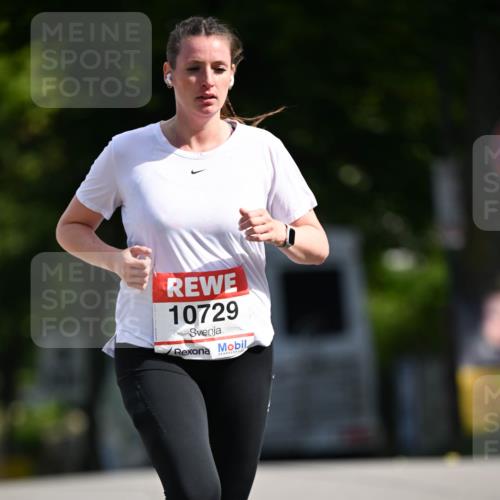 08.06.2024 - REWE Women's Run Dr. Thomas Lammeyer http://msf.ph/oto/6247221 09.06.2024 09:35:36 Laufen 10729 meine-sportfotos.de
