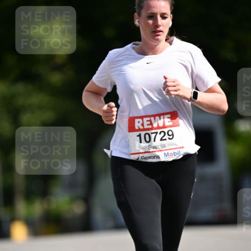 08.06.2024 - REWE Women's Run Dr. Thomas Lammeyer http://msf.ph/oto/6247222 09.06.2024 09:35:36 Laufen 10729 meine-sportfotos.de