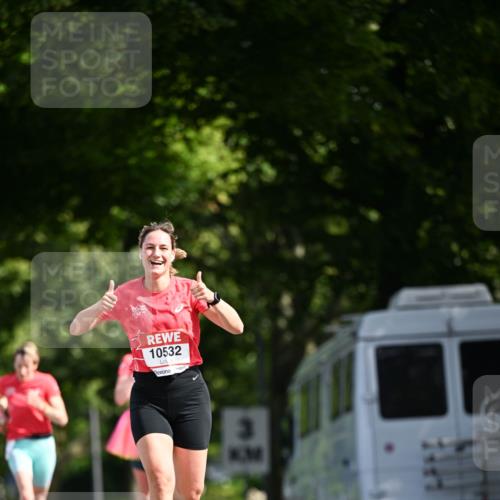 08.06.2024 - REWE Women's Run Dr. Thomas Lammeyer http://msf.ph/oto/6247224 09.06.2024 09:35:40 Laufen 10532 meine-sportfotos.de