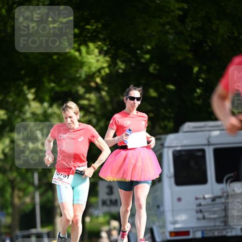 08.06.2024 - REWE Women's Run Dr. Thomas Lammeyer http://msf.ph/oto/6247239 09.06.2024 09:35:43 Laufen 10751 meine-sportfotos.de