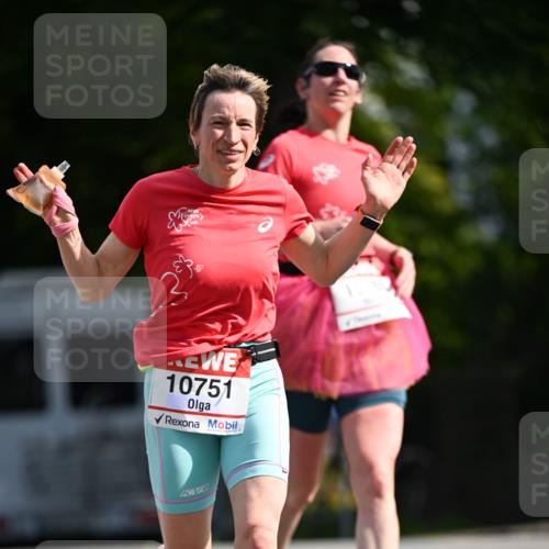 08.06.2024 - REWE Women's Run Dr. Thomas Lammeyer http://msf.ph/oto/6247255 09.06.2024 09:35:46 Laufen 10751 meine-sportfotos.de