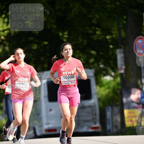08.06.2024 - REWE Women's Run Dr. Thomas Lammeyer http://msf.ph/oto/6247265 09.06.2024 09:36:23 Laufen 10, 10594, 10330 meine-sportfotos.de