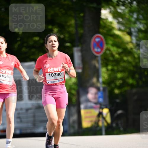 08.06.2024 - REWE Women's Run Dr. Thomas Lammeyer http://msf.ph/oto/6247270 09.06.2024 09:36:24 Laufen 10594, 10330 meine-sportfotos.de