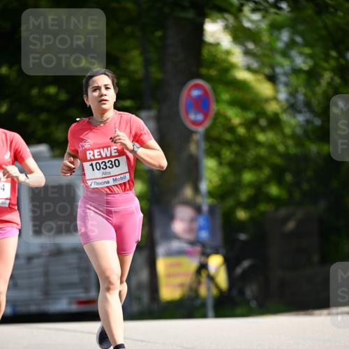 08.06.2024 - REWE Women's Run Dr. Thomas Lammeyer http://msf.ph/oto/6247271 09.06.2024 09:36:24 Laufen 94, 10330 meine-sportfotos.de
