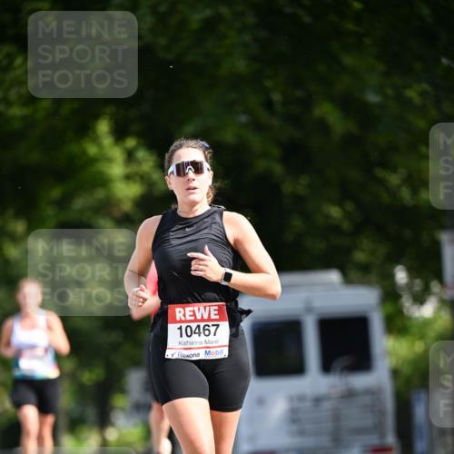 08.06.2024 - REWE Women's Run Dr. Thomas Lammeyer http://msf.ph/oto/6247305 09.06.2024 09:36:35 Laufen 10467 meine-sportfotos.de