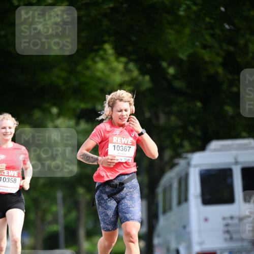 08.06.2024 - REWE Women's Run Dr. Thomas Lammeyer http://msf.ph/oto/6247340 09.06.2024 09:36:44 Laufen 10358, 10367 meine-sportfotos.de