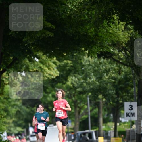 08.06.2024 - REWE Women's Run Dr. Thomas Lammeyer http://msf.ph/oto/6247360 09.06.2024 09:36:48 Laufen 10681, 10613, 3 meine-sportfotos.de