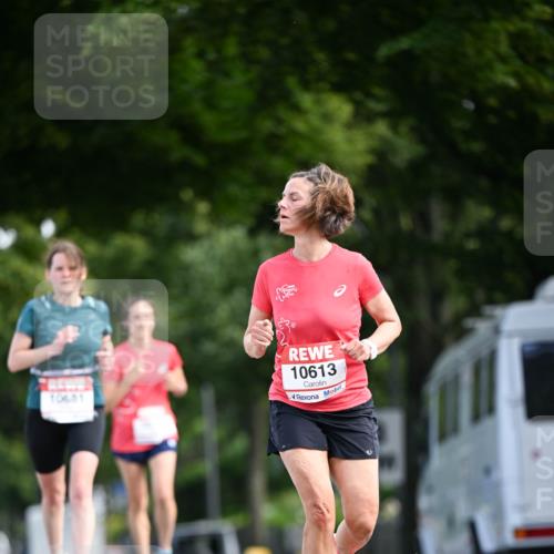 08.06.2024 - REWE Women's Run Dr. Thomas Lammeyer http://msf.ph/oto/6247366 09.06.2024 09:36:53 Laufen 10681, 10613 meine-sportfotos.de