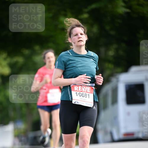 08.06.2024 - REWE Women's Run Dr. Thomas Lammeyer http://msf.ph/oto/6247386 09.06.2024 09:36:56 Laufen 10681 meine-sportfotos.de