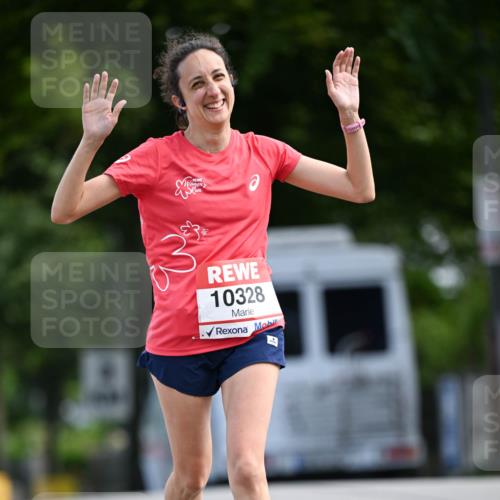 08.06.2024 - REWE Women's Run Dr. Thomas Lammeyer http://msf.ph/oto/6247400 09.06.2024 09:36:59 Laufen 10328 meine-sportfotos.de
