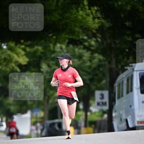 08.06.2024 - REWE Women's Run Dr. Thomas Lammeyer http://msf.ph/oto/6247403 09.06.2024 09:37:05 Laufen 061, 3 meine-sportfotos.de
