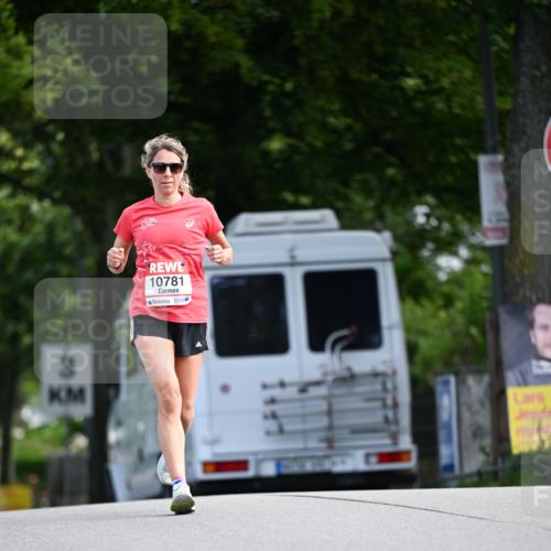 08.06.2024 - REWE Women's Run Dr. Thomas Lammeyer http://msf.ph/oto/6247424 09.06.2024 09:37:17 Laufen 3, 10781 meine-sportfotos.de