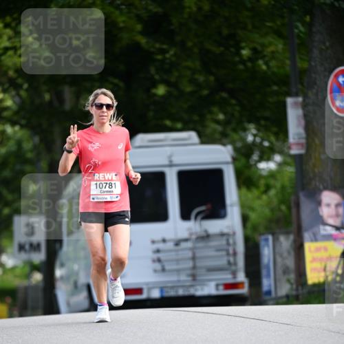 08.06.2024 - REWE Women's Run Dr. Thomas Lammeyer http://msf.ph/oto/6247425 09.06.2024 09:37:17 Laufen 3, 10781 meine-sportfotos.de