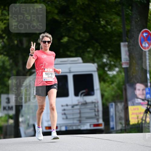 08.06.2024 - REWE Women's Run Dr. Thomas Lammeyer http://msf.ph/oto/6247426 09.06.2024 09:37:18 Laufen 10781 meine-sportfotos.de