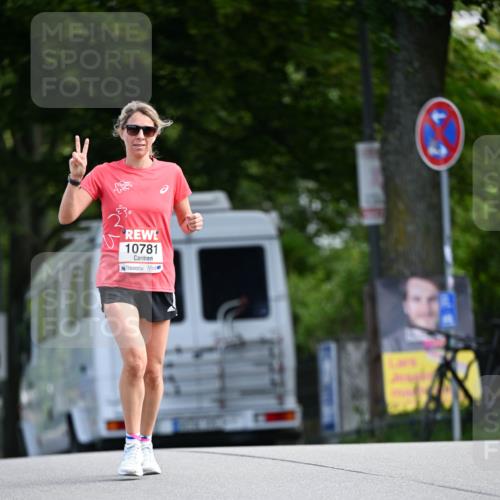 08.06.2024 - REWE Women's Run Dr. Thomas Lammeyer http://msf.ph/oto/6247428 09.06.2024 09:37:18 Laufen 10781 meine-sportfotos.de