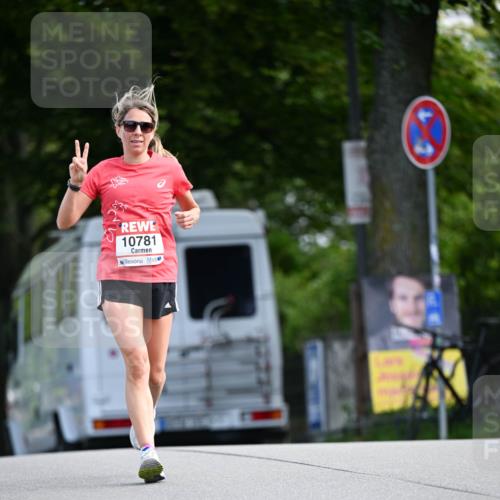 08.06.2024 - REWE Women's Run Dr. Thomas Lammeyer http://msf.ph/oto/6247429 09.06.2024 09:37:18 Laufen 10781 meine-sportfotos.de
