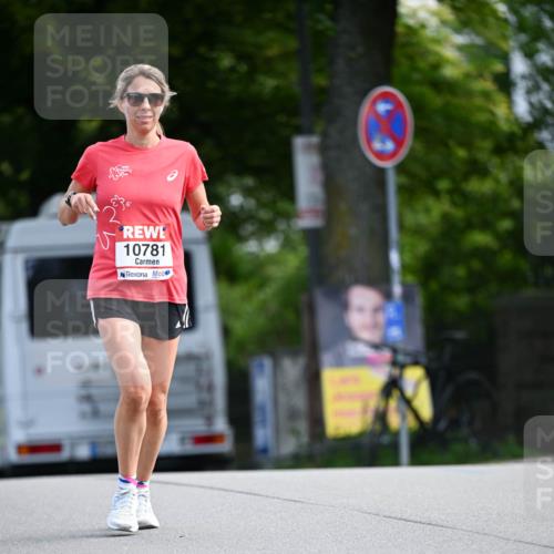 08.06.2024 - REWE Women's Run Dr. Thomas Lammeyer http://msf.ph/oto/6247433 09.06.2024 09:37:18 Laufen 10781, 4 meine-sportfotos.de